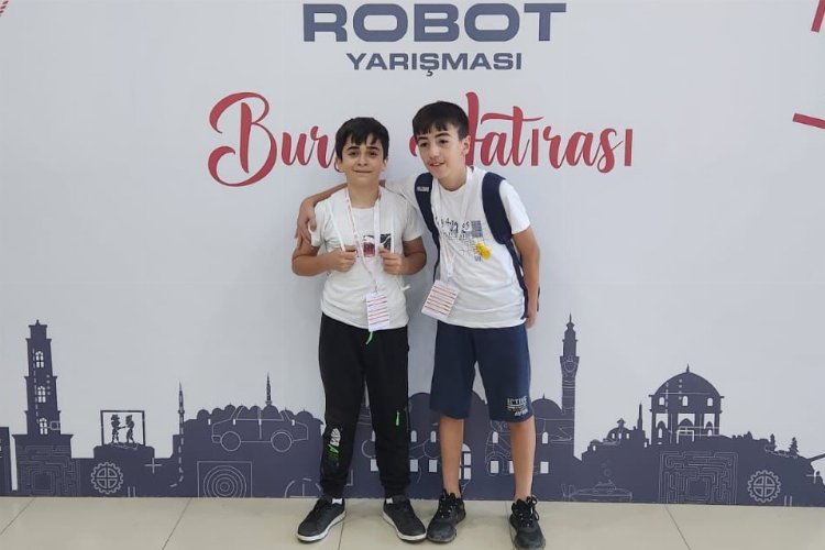 Roda Anadolu İmam Hatip Lisesi 3 robotla Gemlik’i temsil etti