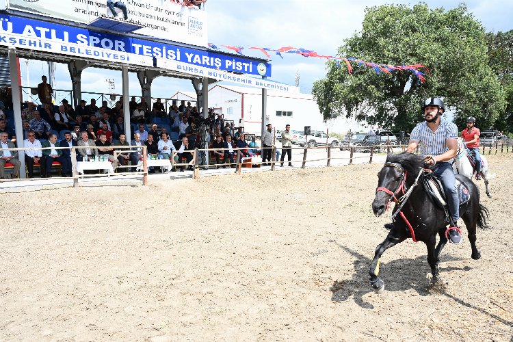 Bursa’da rahvan at yarışlarında çeyrek final heyecanı