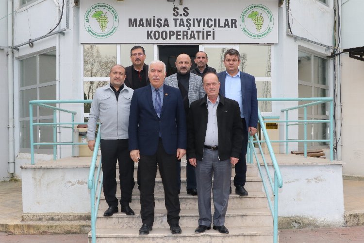 Manisa Büyükşehir’in MHP Grup Sözcüsü’den ‘Taşıyıcılar’a teşekkür ziyareti