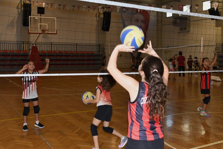 İzmir Çiğli’de ‘Yaz Spor’ heyecanı