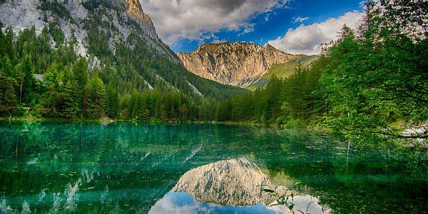 Yeşil Göl - Yürüyüş Cenneti - Tragöß - Styrian - Avusturya...