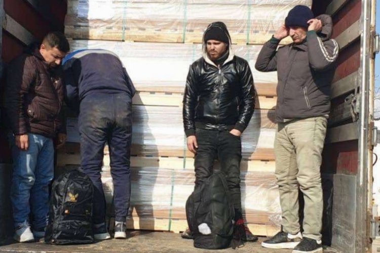Edirne’de 232  kaçak göçmen yakalandı