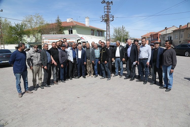 Kayseri Akmescit’e 7 milyon liralık asfalt yatırımı