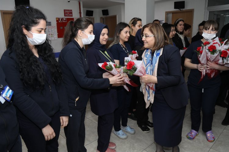 Gaziantep’te Başkan Şahin’den hemşirelere ziyaret