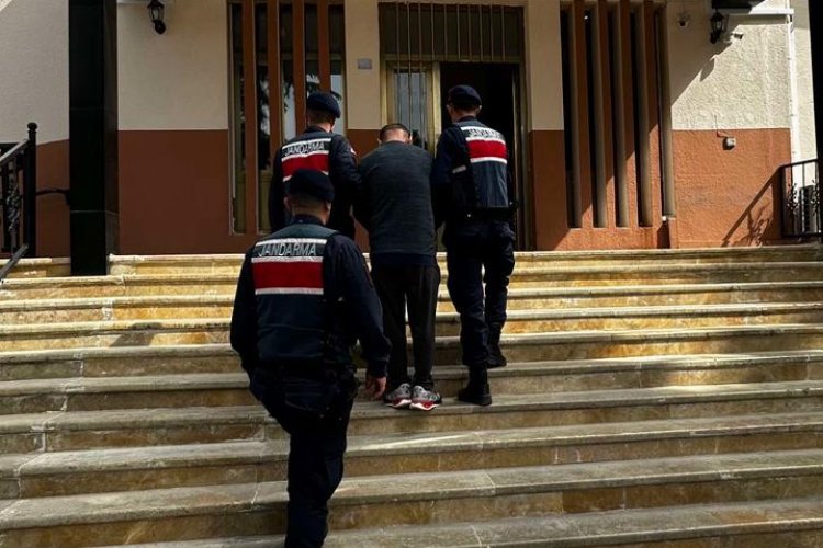 Bilecik’te 5 ayrı suçtan aranıyordu… Bursa’da yakalandı