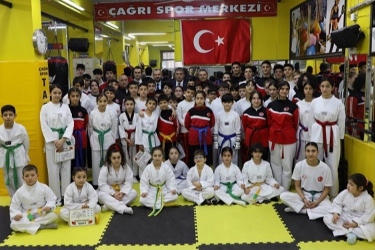 İzmir Gençlik ve Spor İl müdürü Murat Eskici’den Çağrı Spor Kulübü’ne ziyaret