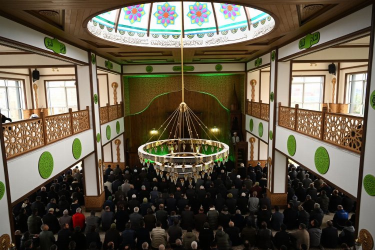 Büyükşehir katkılı Kartepe İstasyon Camii Kocaeli’de ibadete açıldı