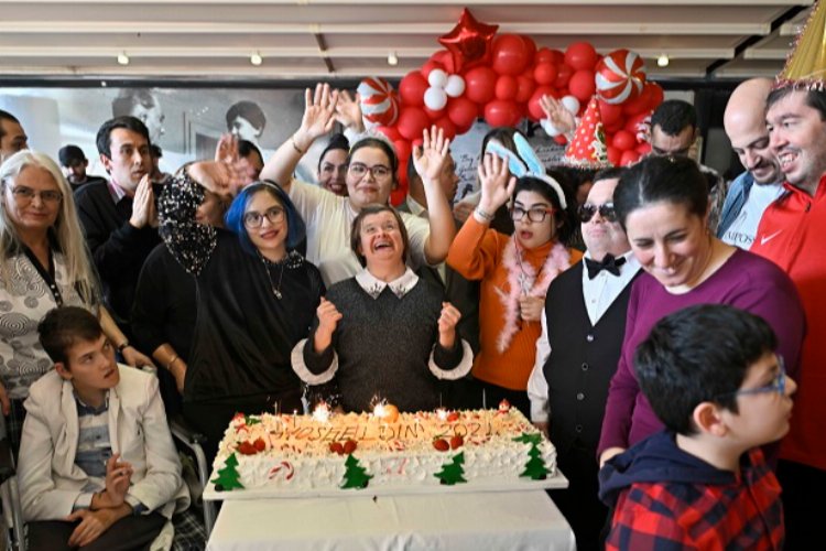 Antalya Muratpaşa’da özel çocuklara özel kutlama