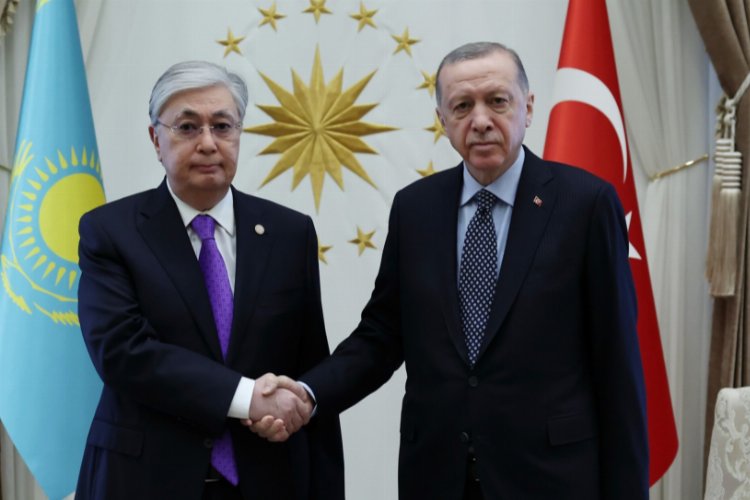 Cumhurbaşkanı Erdoğan, Tokayev’le görüştü