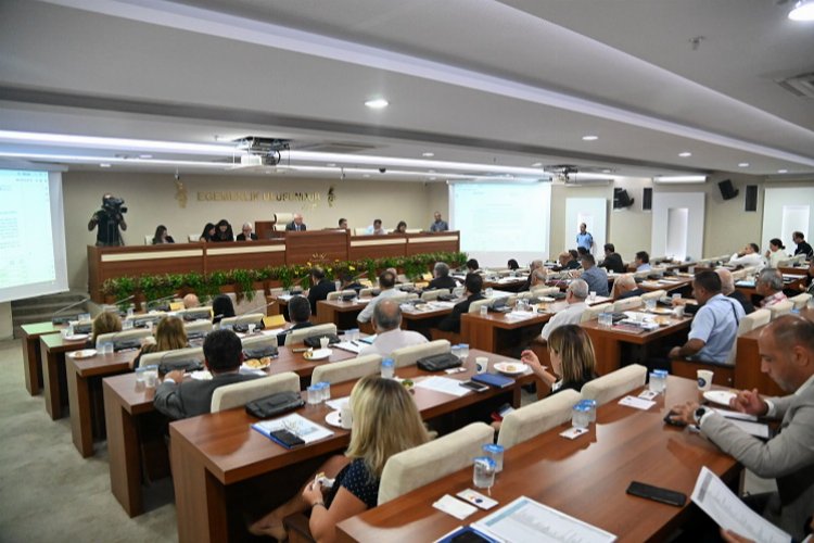İzmir Karabağlar Belediyesi’nin 2024 bütçesi kabul edildi