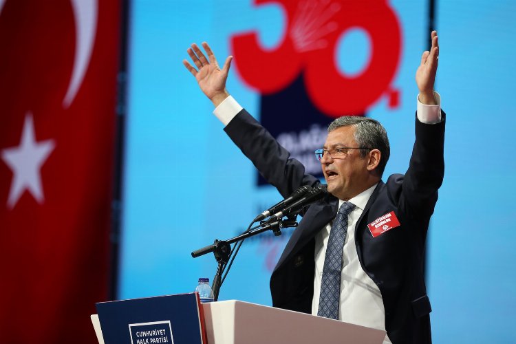 CHP’nin yeni Genel Başkanı Özgür Özel