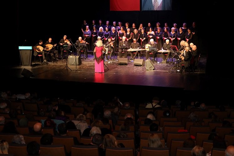 Kocaeli Büyükşehir Kadınlar Korosu’ndan unutulmaz konser