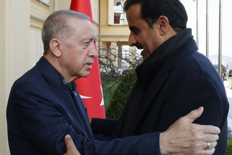 Katar Emiri, felaket sonrası Türkiye’ye gelen ilk lider oldu