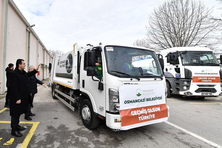 Bursa Osmangazi’nin depremzedelere yardımı sürüyor