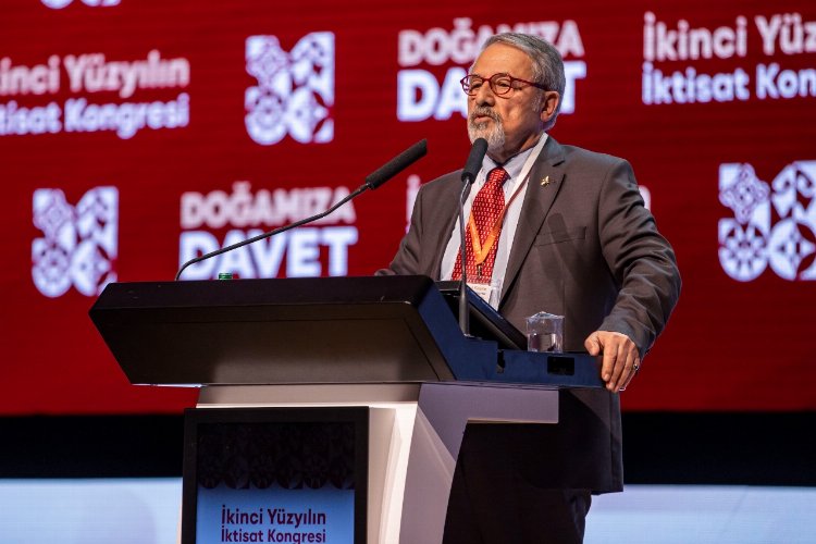 Prof. Dr. Naci Görür: Bu işin şakası yok… İzmir doğru yolda