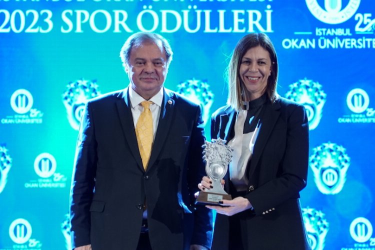 Eczacıbaşı Dynavit, ‘Yılın Kadın Spor Takımı’ seçildi