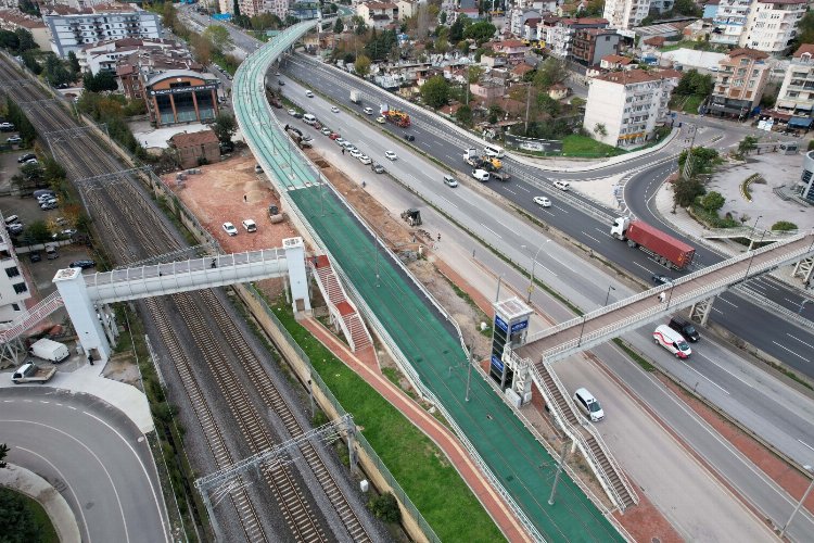 Kocaeli’de tramvay hattı durağına 78 araçlık otopark